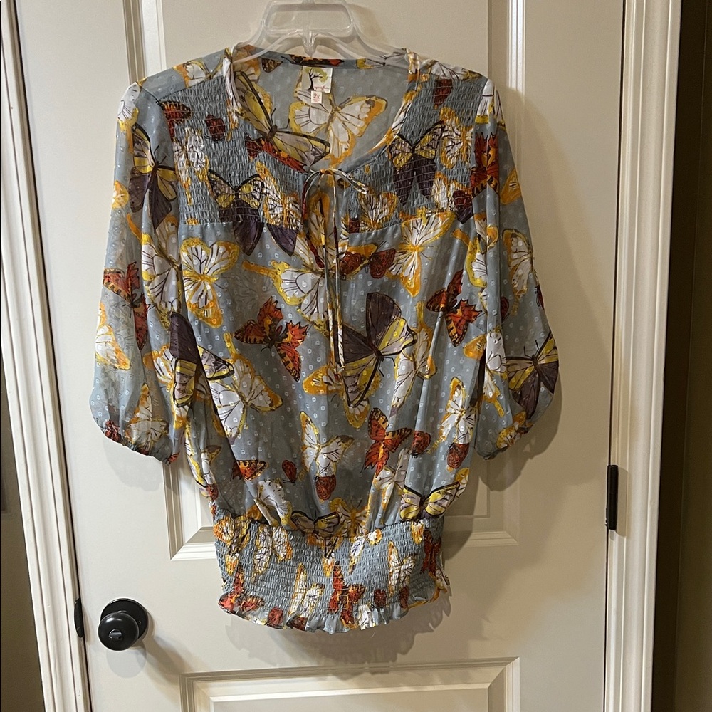 Multicolor Butterfly Blouse 2X Fig & Flower C368 Be ready for Spring & Summer 🦋